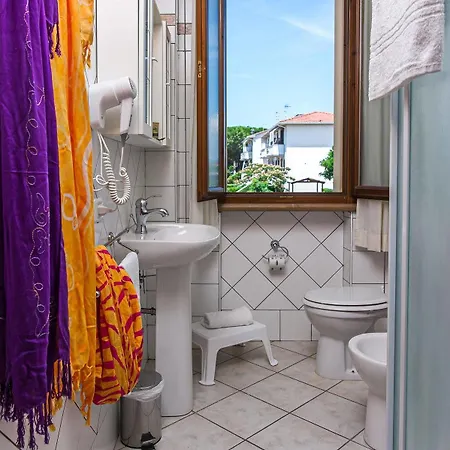 Tina Aparthotel
