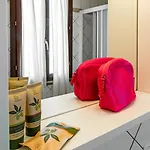 Ξενοδοχείο με διαμερίσματα Tina 4*