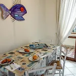 Tina Ξενοδοχείο με διαμερίσματα 4*