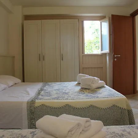 Appart hôtel Tina 4*